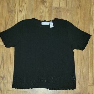 Black Short Sleeve Top